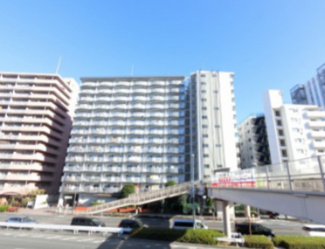 【外観】 | 京急本線「大森海岸」駅徒歩４分！
総戸数３４４戸、１９７８年６月築、管理人は日勤勤務につき管理体制良好です♪