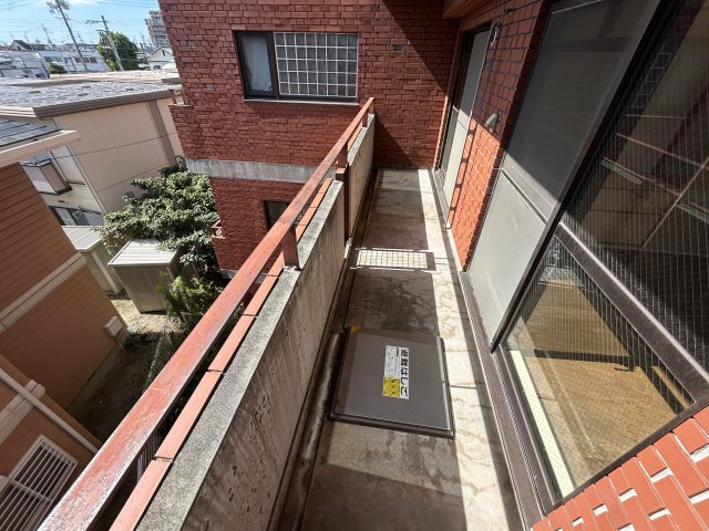 ロイヤルメゾン富士のバルコニー