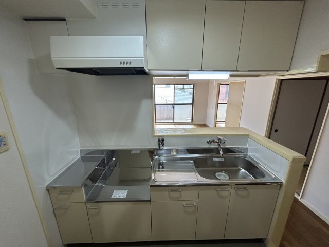 ロイヤルメゾン富士のキッチン