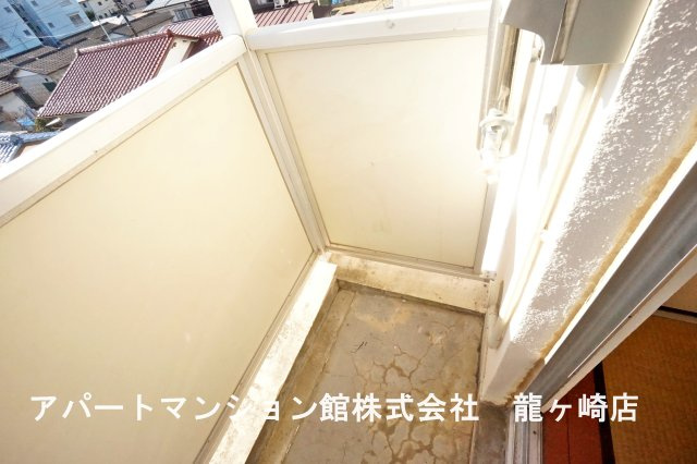 ビレッジハウス古城2号棟のバルコニー