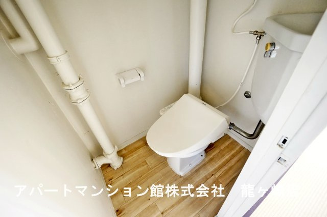 ビレッジハウス古城2号棟のトイレ