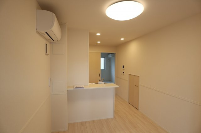 ファイン・ヴィラⅦの居間・リビング