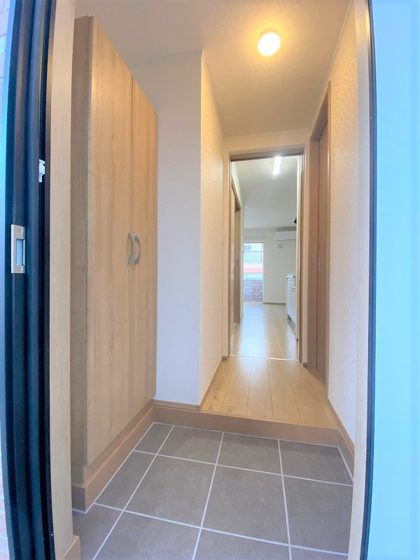 かるむうえだ２の玄関