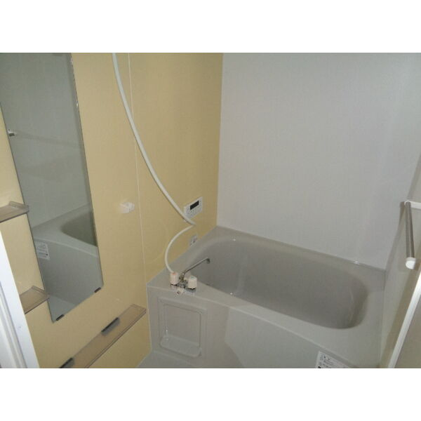 かるむうえだ２の浴室