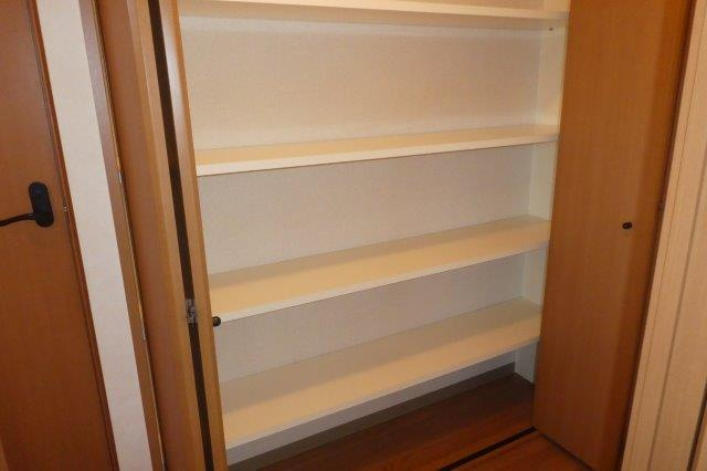 オレンジペコーの収納|廊下収納