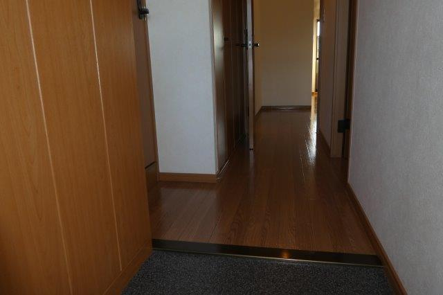 オレンジペコーの玄関
