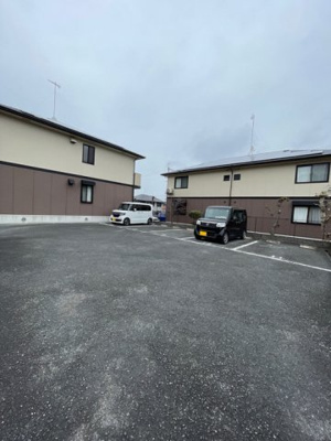 【駐車場】 | プルミエールＢ棟 | カースペースがあります