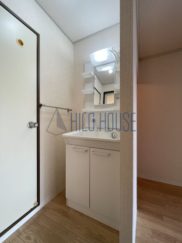 グリーンヒル新宿の洗面所