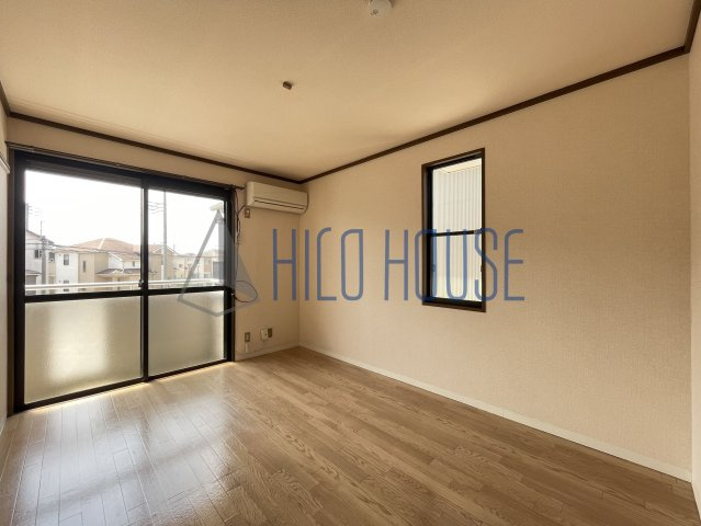 グリーンヒル新宿の居間・リビング