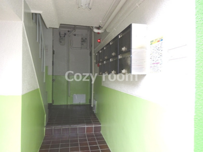 【ロビー】 | マンショングリーン | 毎日通るロビーはこのようになっています