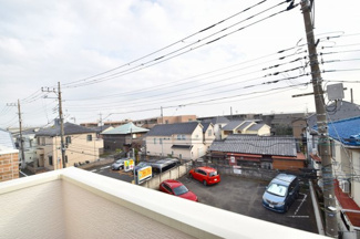 【展望】 | バルコニーからは開放的な景色が眺められます。