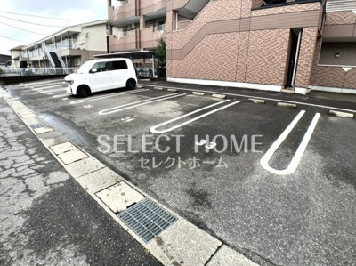 【駐車場】 | グランチェスタＢ | 駐車場があります