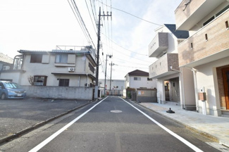 【前面道路含む現地写真】 | 現地見学や資料請求などお気軽にお問合せ下さい。
◎周辺環境とあわせて現地もご案内致します。
