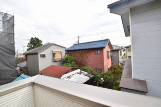 【展望】 | バルコニーからは開放的な景色が眺められます。