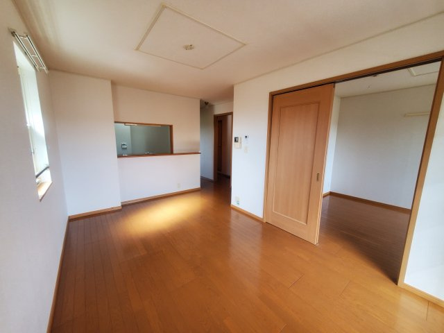 グランシス富木島の居間・リビング