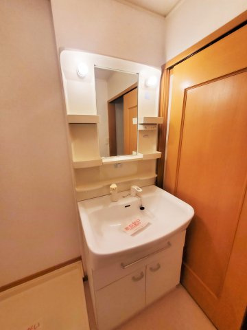 グランシス富木島の独立洗面台