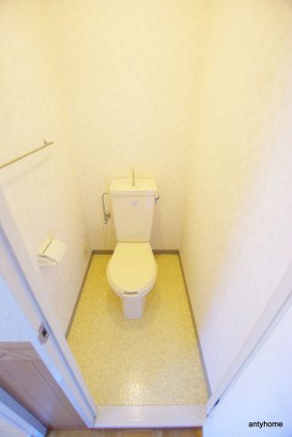 ドムール三国　仲介手数料無料のトイレ