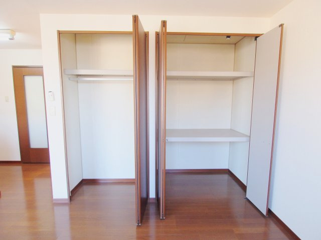 ディアスT4の収納