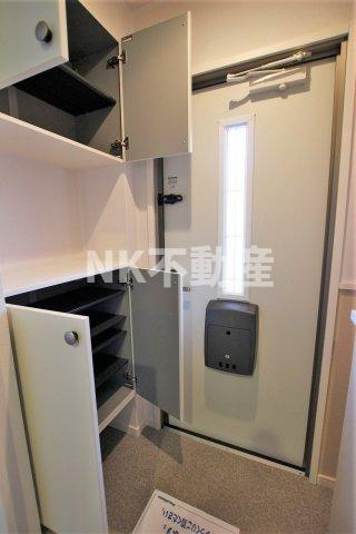 【玄関】 | alcyone(アルシオネ）（荒本賃貸） | 玄関です