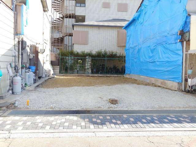 FreeLife久々知Ⅶの前面道路含む現地写真