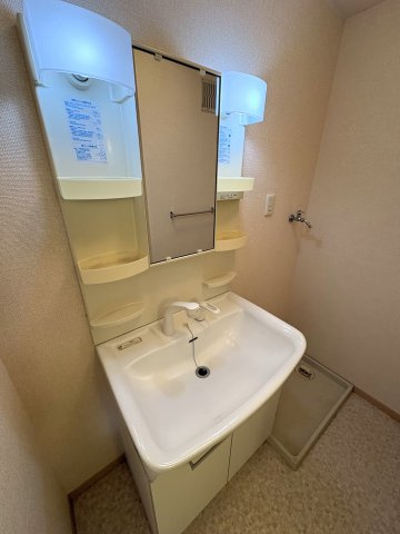 セジュールほんどう　Ａ棟の独立洗面台