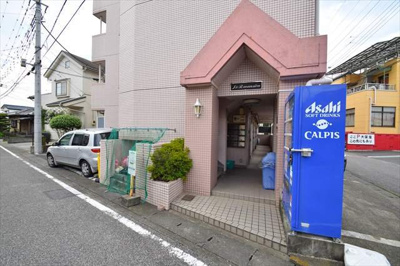 【エントランス】 | J&Bマンション203号室