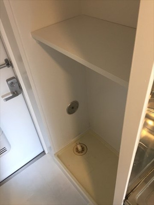 【設備】 | J&Bマンション101号室 | 室内洗濯機置場
