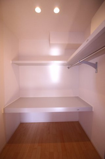 【収納】 | 研究学園4丁目貸家 | 2Ｆ洋室　ウォークインクローゼット♪