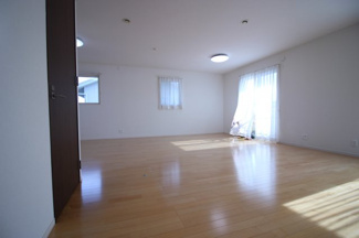 【洋室】 | 研究学園4丁目貸家