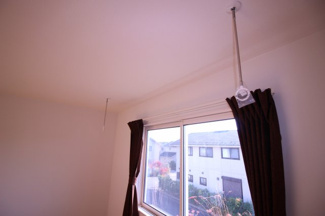 【設備】 | 研究学園4丁目貸家 | ホスクリーン完備、室内物干し可♪