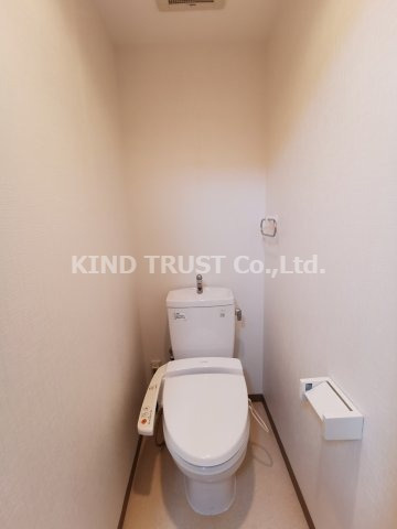 レオン天神橋のトイレ|ゆったりとした空間のトイレです