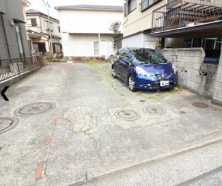 【駐車場】