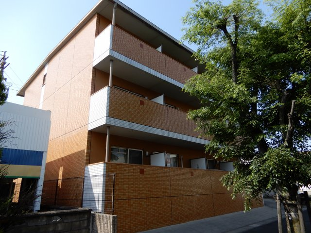 トレル朝倉のその他