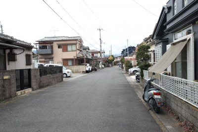 【前面道路含む現地写真】 | 大津市堅田1丁目13-2　中古戸建