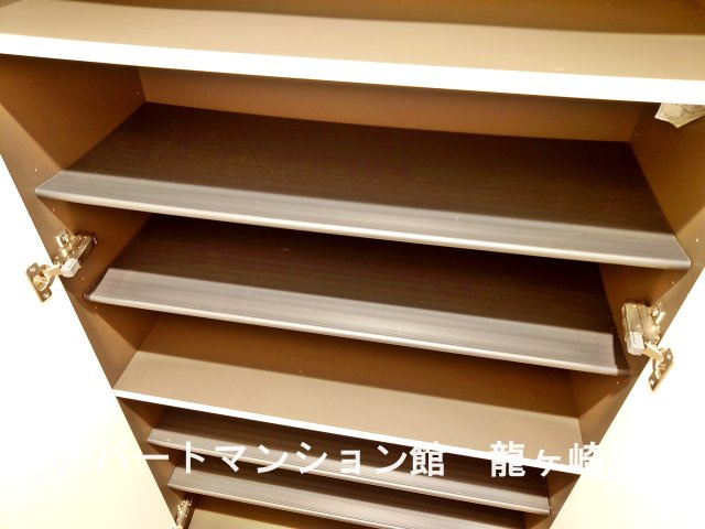 アール　ホームズⅠの収納