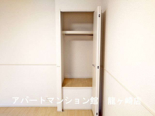 アール　ホームズⅠの収納