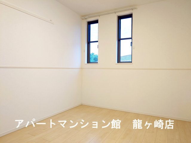 アール　ホームズⅠの寝室