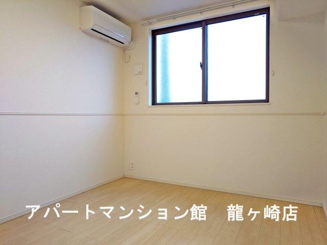 アール　ホームズⅠの寝室
