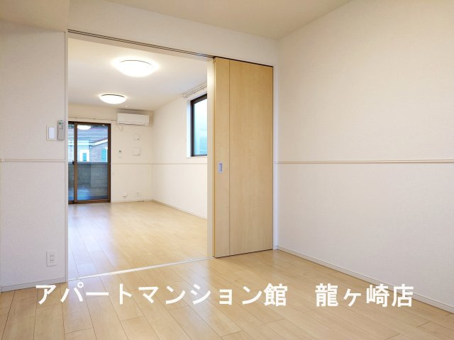 アール　ホームズⅠの寝室