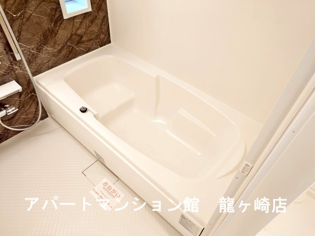 アール　ホームズⅠの浴室