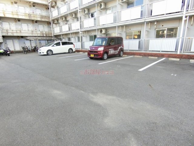 アレグリア久留米の駐車場|カースペースがあります