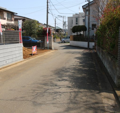 【前面道路含む現地写真】 | 栄町3丁目　全2区画