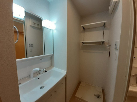 デーア　パラッツオの洗面所|コンパクトで使いやすい洗面所