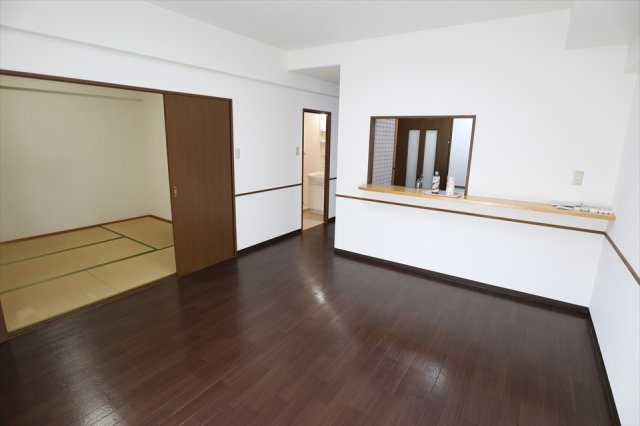 エトワール三永の居間・リビング