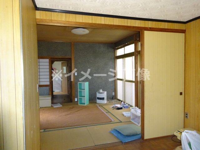 唐津市菜畑の中古一戸建の居間・リビング