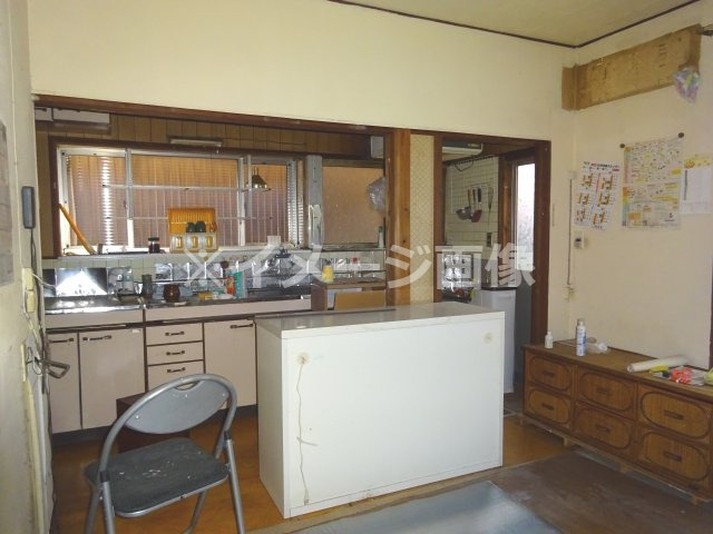 唐津市菜畑の中古一戸建のキッチン