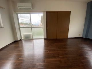 【洋室】 | サンセール片縄