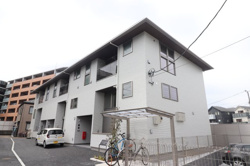 アメニティー神奈川区三枚町アパート