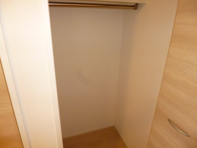 カトーナヴィラの収納|廊下収納