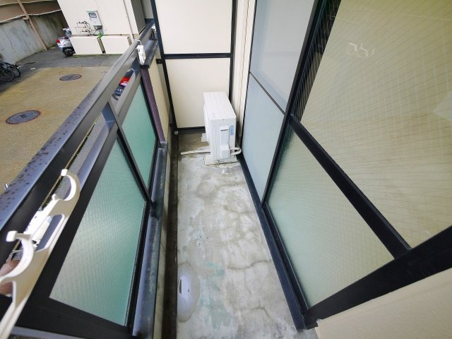 ロイヤルクリヨンのバルコニー